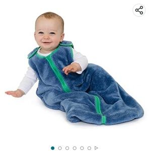 Baby deedee sleeping bag. Fuzzy Dino Medium 6-18 months.